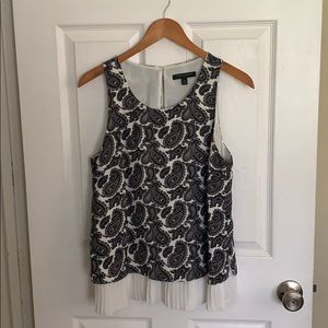 Sleeveless blouse